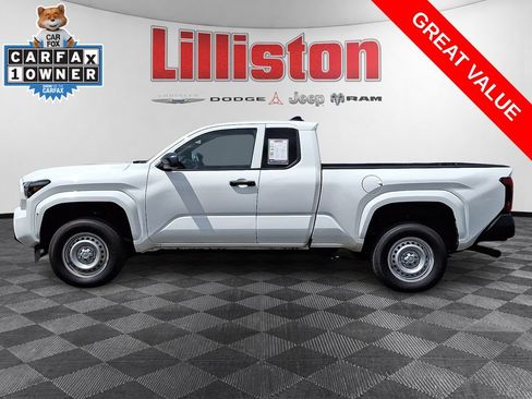 Used 2025 Toyota Tacoma SR RWD image 7