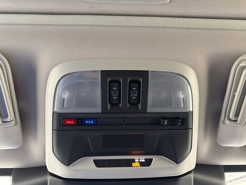 Certified 2025 Subaru Crosstrek 2.0i Premium image 20