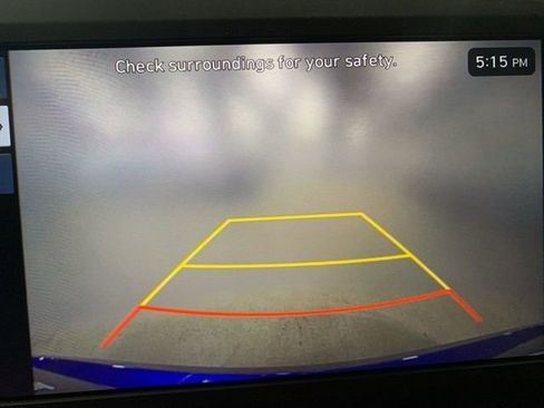 Used 2025 Hyundai Elantra Sport image 13