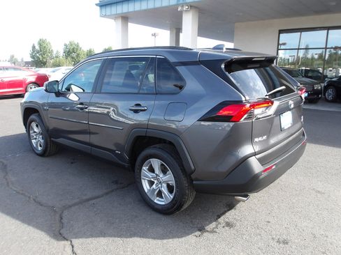 Used 2023 Toyota RAV4 LE image 3