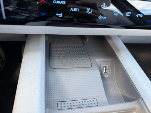 Used 2024 Hyundai Ioniq 6 SEL image 34