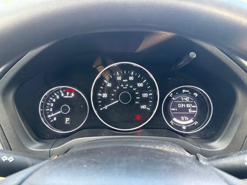 Used 2018 Honda HR-V LX image 6