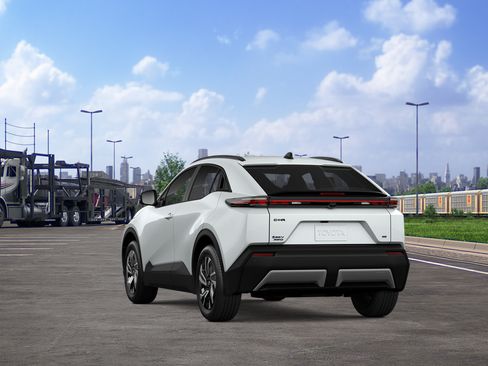 New 2026 Toyota C-HR AWD/4WD image 17