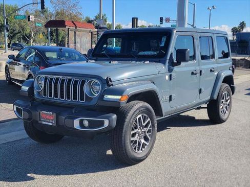 Certified 2024 Jeep Wrangler Sahara image 10
