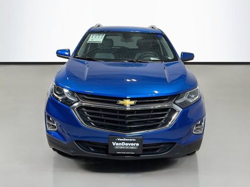 Used 2019 Chevrolet Equinox LT FWD image 2