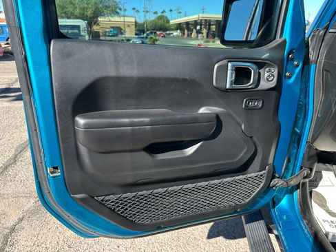 Used 2020 Jeep Wrangler Unlimited Sport S image 13