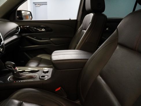 Certified 2023 Chevrolet Traverse RS w/ LPO, Floor Liner Package image 7