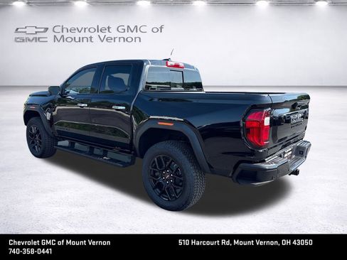 New 2026 GMC Canyon Denali w/ LPO, Denali Black Edition AWD/4WD image 7