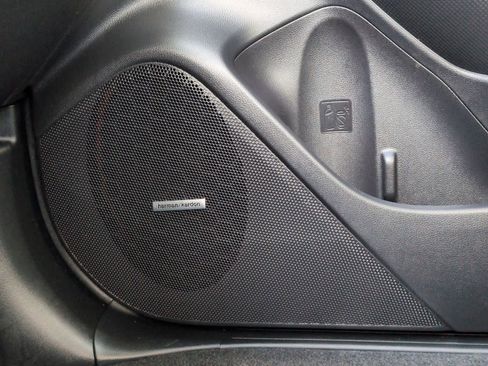 Certified 2022 Subaru Forester Touring w/ Popular Package #2 image 33