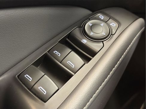 Certified 2021 Buick Enclave Essence AWD/4WD image 42