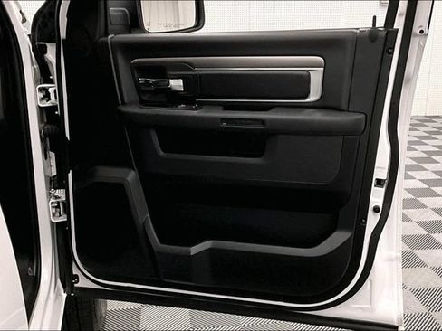 Used 2024 RAM 1500 Warlock AWD/4WD image 21