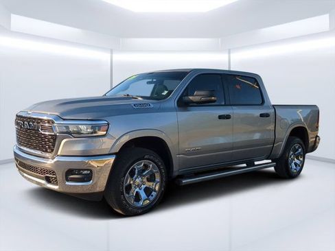 Used 2025 RAM 1500 Big Horn AWD/4WD image 7