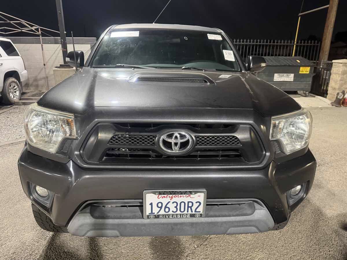 Used 2014 Toyota Tacoma PreRunner w/ TRD Sport Package RWD image 7
