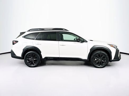 Used 2025 Subaru Outback Onyx Edition AWD/4WD image 10