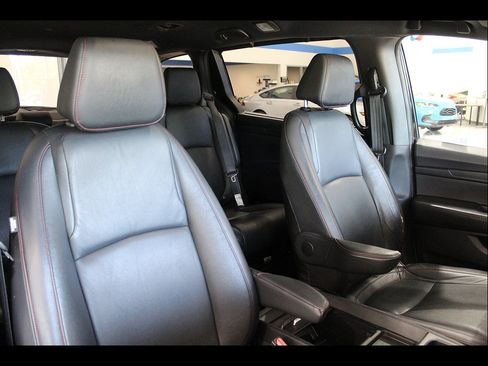 Used 2023 Honda Odyssey Sport image 23