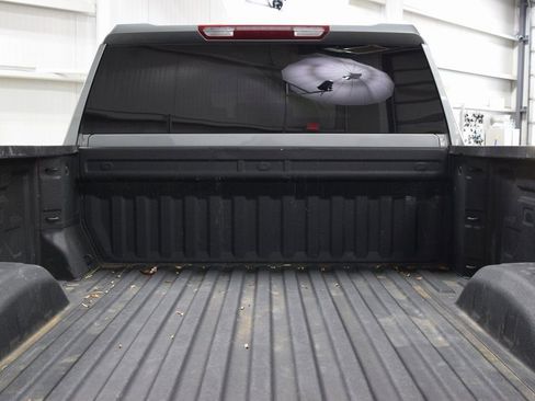 Used 2025 Chevrolet Silverado 2500 Custom w/ Custom Value Package image 26