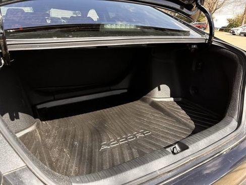 Used 2025 Honda Accord LX image 30