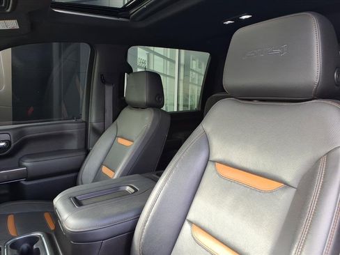 Used 2021 GMC Sierra 2500 AT4 w/ AT4 Premium Plus Package image 13