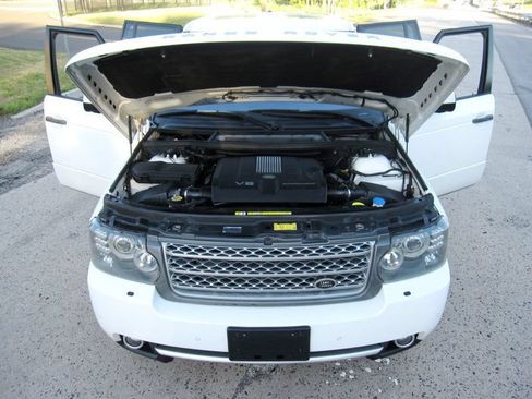 Used 2011 Land Rover Range Rover Supercharged AWD/4WD image 35