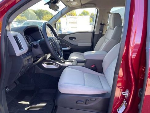 New 2025 Nissan Frontier SV image 19