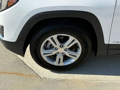 Used 2021 GMC Terrain SLE AWD/4WD image 38
