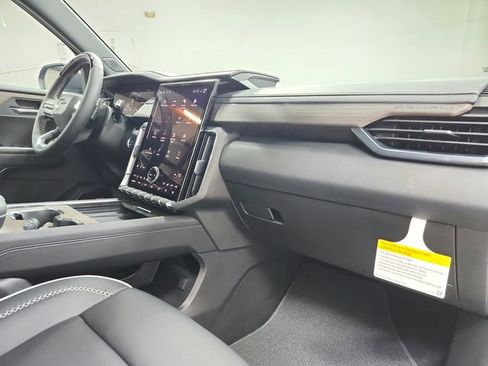 New 2026 GMC Acadia Denali w/ Super Cruise Package FWD image 45