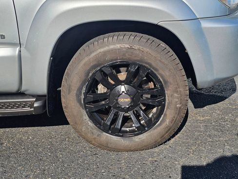 Used 2008 Toyota 4Runner Limited AWD/4WD image 9