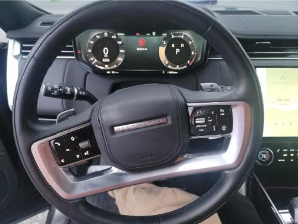 Used 2023 Land Rover Range Rover SE AWD/4WD image 5