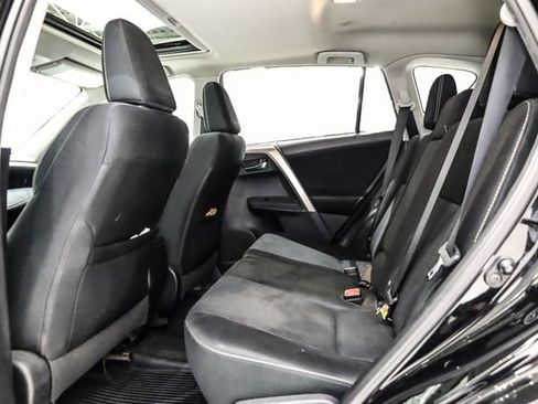 Used 2015 Toyota RAV4 XLE image 23