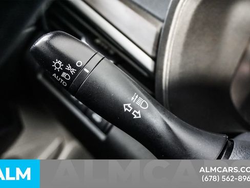 Used 2025 Nissan Altima 2.5 SV image 29