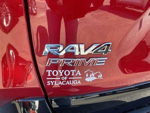 Used 2025 Toyota RAV4 XSE w/ Weather Package image 9