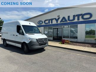 Used 2023 Mercedes-Benz Sprinter 2500 video 1