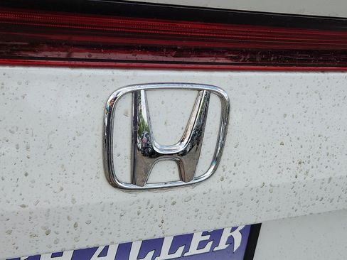 Used 2023 Honda Civic Sport image 28