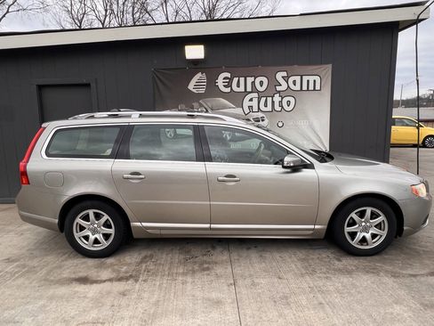 Used 2009 Volvo V70 image 9