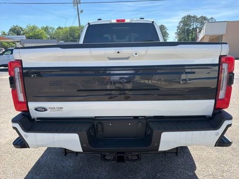 New 2025 Ford F250 Platinum AWD/4WD image 7