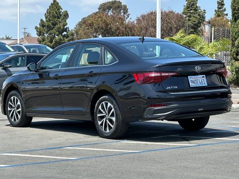 Used 2024 Volkswagen Jetta S FWD image 6