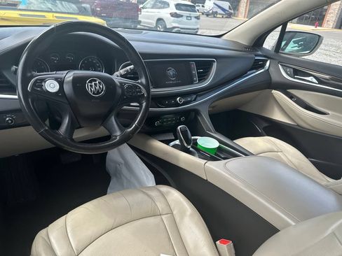 Used 2018 Buick Enclave Premium FWD image 7
