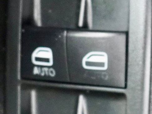 Used 2013 RAM 1500 Express RWD image 26