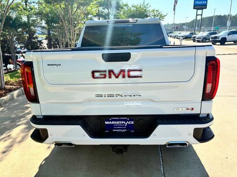 Used 2025 GMC Sierra 1500 AT4 AWD/4WD image 8