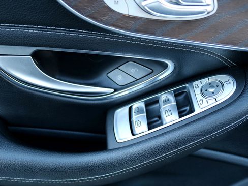 Used 2017 Mercedes-Benz C 300 Cabriolet image 22