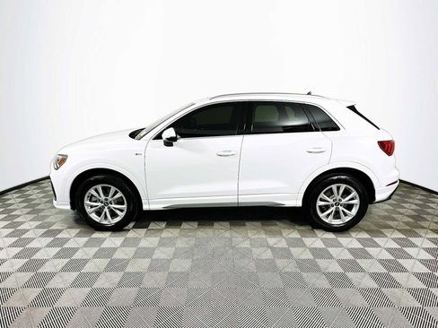 Certified 2024 Audi Q3 2.0T Premium w/ Convenience Package image 4