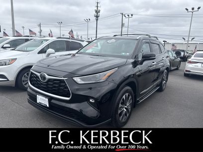 Used 2023 Toyota Highlander XLE