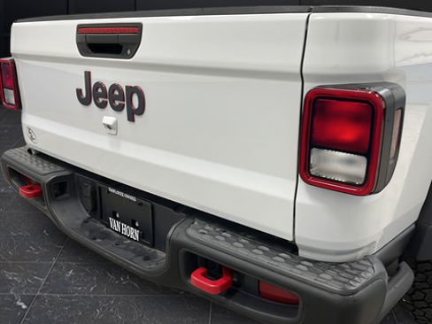 Used 2022 Jeep Gladiator Rubicon AWD/4WD image 37