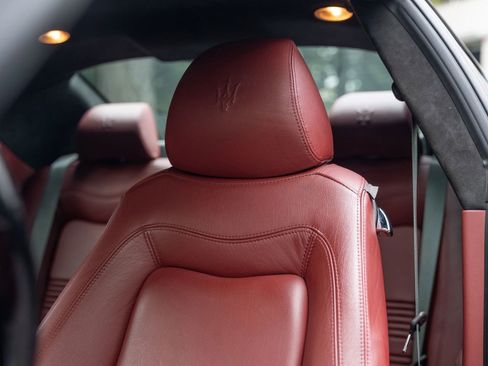 Used 2009 Maserati GranTurismo S image 31