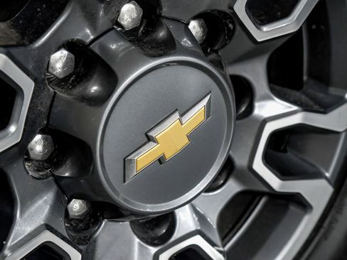 Used 2022 Chevrolet Silverado 2500 LT w/ Convenience Package image 56