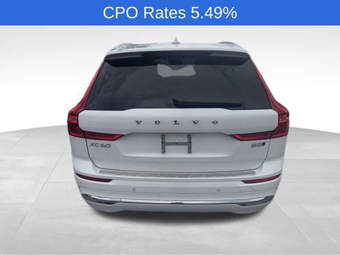 Used 2023 Volvo XC60 B5 Plus AWD/4WD image 9
