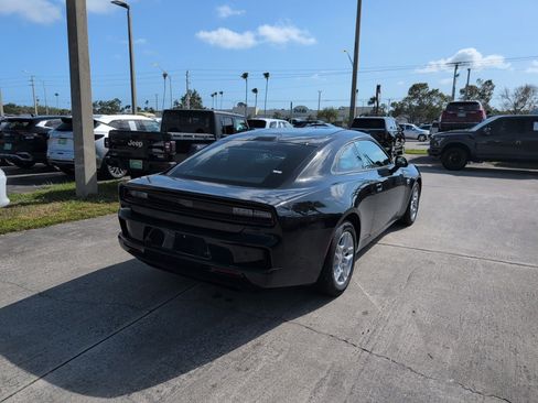 New 2025 Dodge Charger R/T w/ Quick Order Package 25M R/T image 10