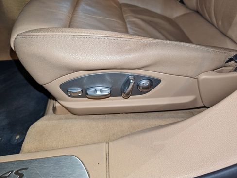 Used 2011 Porsche Panamera 4S image 15