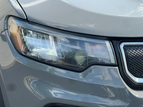 Used 2022 Jeep Compass Limited AWD/4WD image 34