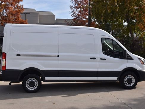 Used 2023 Ford Transit 250 Medium Roof w/ Load Area Protection Package image 6